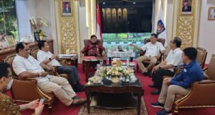 Bupati Natuna Sambut Kedatangan Sekretaris Jenderal Kementerian Dalam Negeri