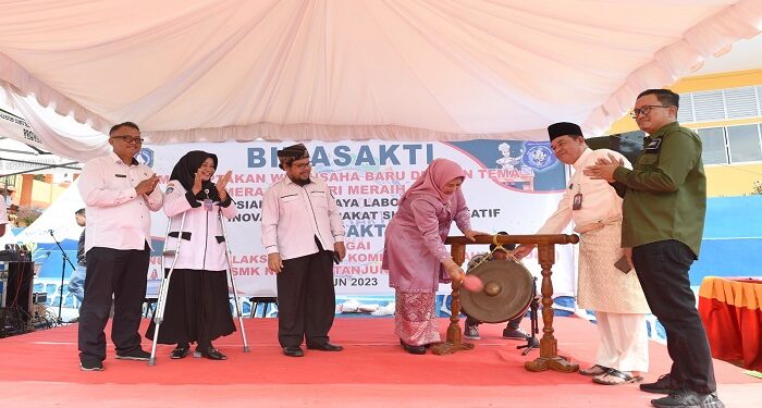 Dekranasda Kepri Dampingi Generasi Wirausaha Baru Melalui SMKN 2 Tanjungpinang