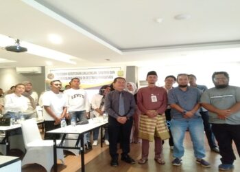 Gelar Pelatihan Kebersihan Destinasi Wisata, Salman Ajak Masyarakat Jadikan Penyengat Sebagai Pariwisata Unggulan Nasional