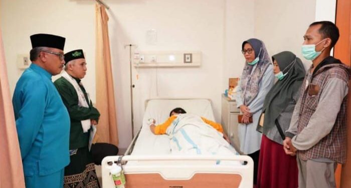 Jeffridin Besuk Korban Luka Bakar di RSUD Embang Fatimah