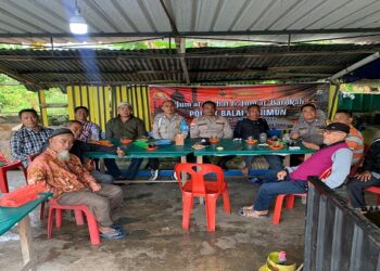 Kapolres Karimun Sambangi Warga Kelurahan Teluk Air