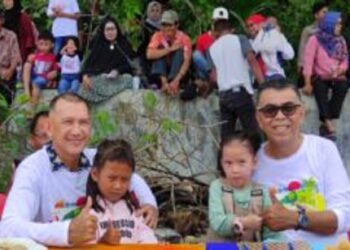 Bupati Dan Wakil Bupati Natuna Hadiri Festival Pase Maqhos