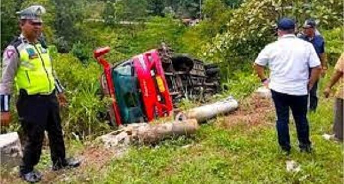Bus Rombongan Mudik Gratis Pemkot Medan Kecelakaan di Tapteng