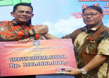 Gubernur Ansar Hadiri Perayaan Ulang Tahun Klenteng Nguan Thiang Sian Tih ke-308