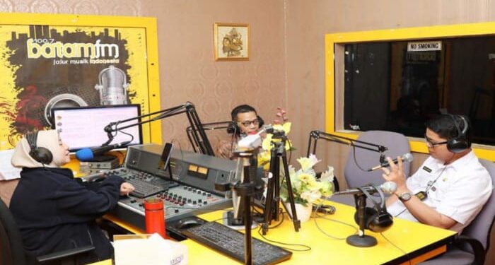 Libur Telah Usai, Hari Pertama Kerja Rudi Sambangi Batam FM