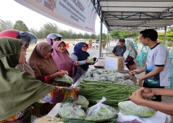 Penuhi Kebutuhan Hari Raya, Pemkab Natuna Gelar Bazar Pangan Murah Ramadhan