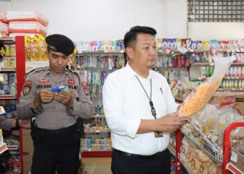 Polres Karimun Lakukan Pengecekan Makanan dan Minuman Kadaluarsa Menjelang Hari Raya Idul Fitri