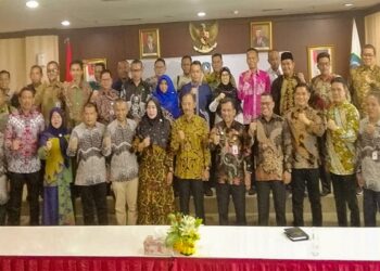 Sekdaprov Saksikan Penandatanganan Kerjasama Pendanaan Pemilu Serentak 2024 se-Kepri