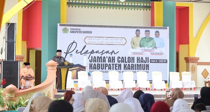 Bupati Aunur Rafiq Lepas Keberangkatan 145 Calon Jemaah Haji asal Karimun