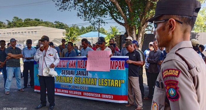 Demo HSNI Tuntut Hak Nelayan dan Meminta Abun Hadir di DPRD