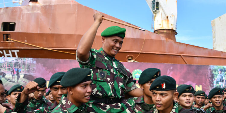 Danrem Yudi Yulistyanto Sambut Kedatangan Satgas Yonif Raider Khusus 136/TS