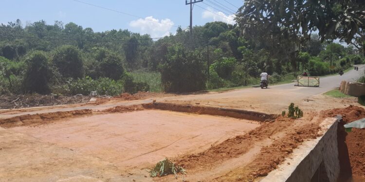 Proyek Pengerjaan Jalan Nusantara Kijang