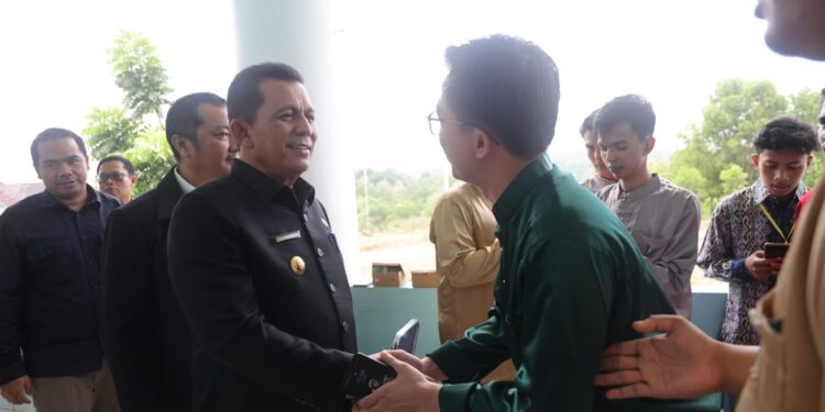 Memperkokoh NKRI, Gubernur Ansar Buka Musyawarah Nasional BEM SI