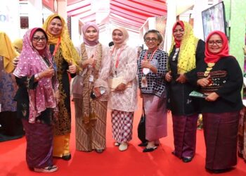 Ketua Dekranasda Bintan Hadiri Syukuran Dekranas Bersama Ibu Negara