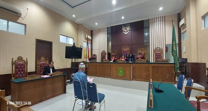 Mantan Kades Desa Parit Jalanin Sidang Perdana Tanpa Didampingi Pengacara