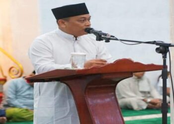 Nizar Resmi Lepas 49 Jemaah Calon Haji Kabupaten Lingga
