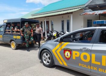 Polsek Buru dan TNI, Bersama Patroli Sambang Masyarakat