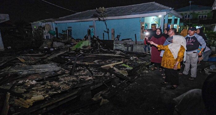 Fasilitasi Rumah Sewa, Rahwa Kunjungi Korban Kebakaran di Kampung Bugis