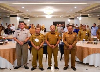 Sekdaprov Adi Buka Konsultasi Publik Penyusunan RTRW Kepri Tahun 2023-2034
