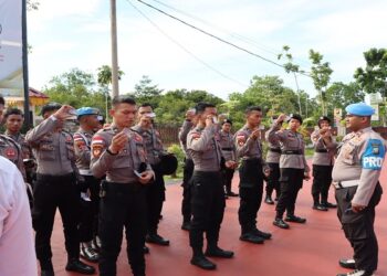 Seksi Propam Periksa Personil Polisi di Bintan