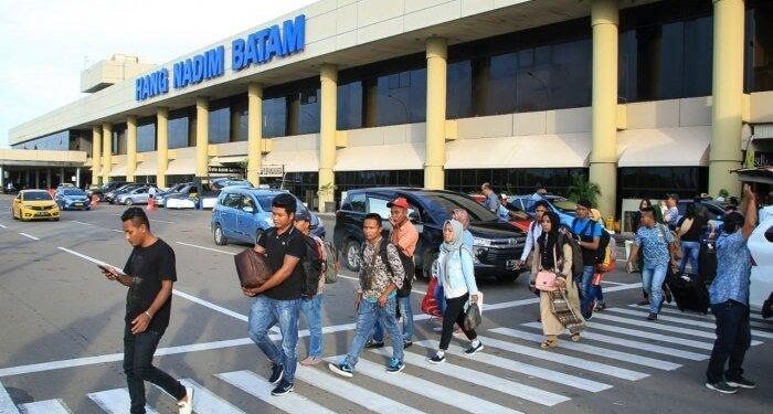 Bandara Hang Nadim Belum Mampu Sediakan Akses Trasnportasi Online