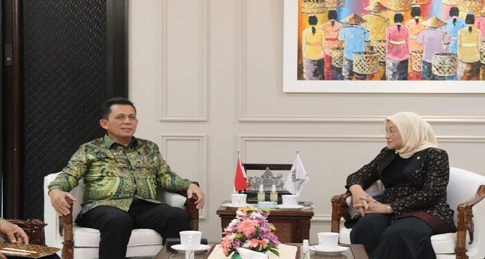 Gubernur Ansar Bahas Alat Workshop BLK Karimun dengan Menteri Tenaga Kerja RI