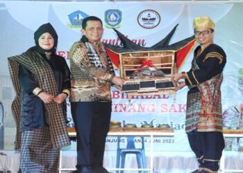 Gubernur Ansar Hadiri Pengukuhan Persatuan Minang Sakato Bintan