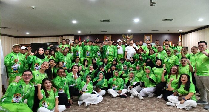 Gubernur Ansar Lepas Peserta Fornas VII 2023 ke Bandung