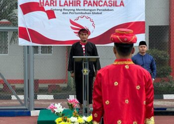 Gunakan Baju Adat, Lapas Narkotika Tanjungpinang Gelar Upacara Hari Lahir Pancasila