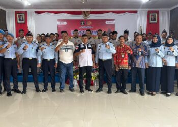 22 Warga Binaan Lapas Narkotika Tanjungpinang Terima Remisi Hari Raya Waisak 2023