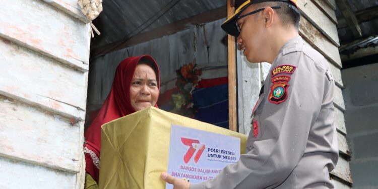 Hari Bhayangkara, Polres Bintan Salurkan Bansos Tepat Sasaran