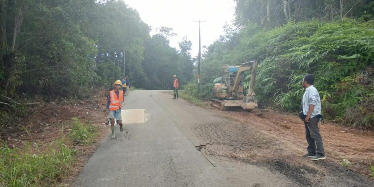 Penantian Lama Warga Dabo, Jalan Penghubung Sungai Buluh Hingga Jago Diperbaiki