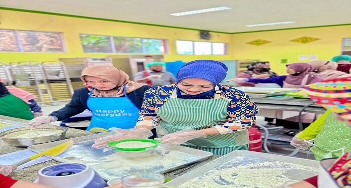Tingkatkan Mutu Produksi, Disdagin Gelar Pelatihan Pengolahan Makanan
