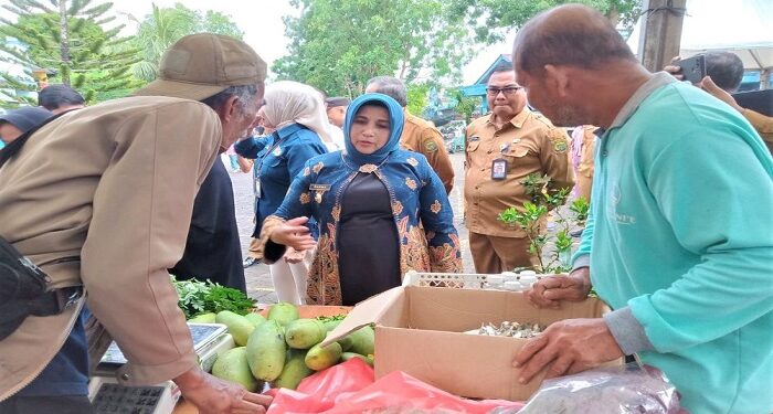 Ratusan Warga Kunjungi Gerakan Pangan Murah, Rahma: Untuk Menekan Harga Pasar