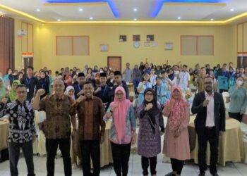 Forum Anak Kelurahan Tanjungpinang Timur Juara Pertama Lomba Debat Bahasa Inggris