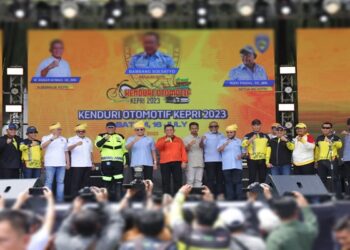 Gubernur Ansar dan Bamsoet Buka Puncak Kenduri Otomotif Kepri 2023