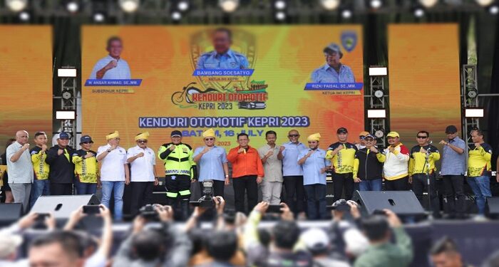 Gubernur Ansar dan Bamsoet Buka Puncak Kenduri Otomotif Kepri 2023