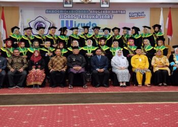 Hadiri Wisuda Akbid Anugerah Bintan, Wawako Sampaikan Pesan Kepada Wisudawati