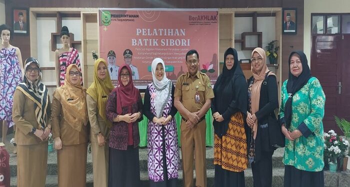 Hindari Eksploitasi, Perempuan Rentan Diberi Pelatihan Shibori