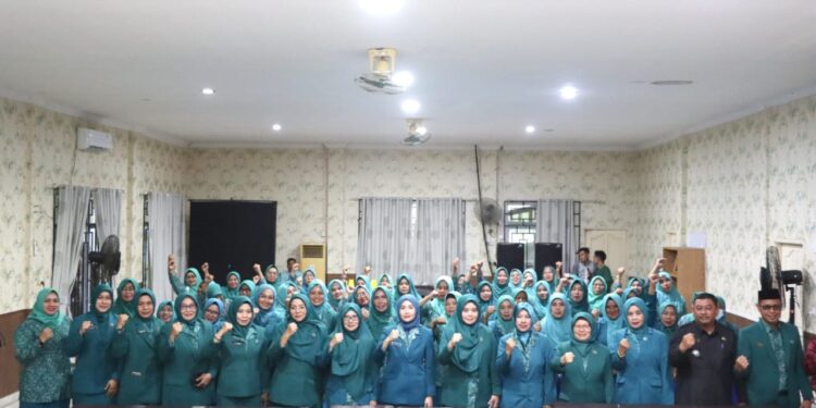 Kukuhkan Pengurus PKK Toapaya, Hafihza: PKK Kerjanya 24 Jam