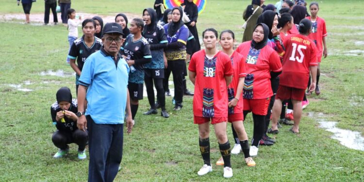 Hafizha Tonton Sepak Bola Wanita, Sahabat Pena Fc Juarai IAC di Sei Enam