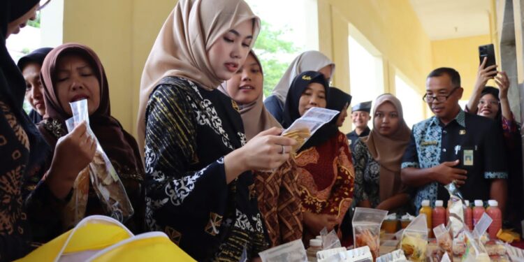 Hafizha : Tarik Minat Pembeli Lewat Kemasan