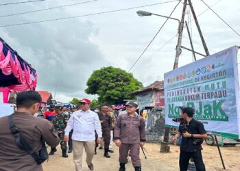 Kacabjari Moro Selenggarakan Pelayanan Hukum Terpadu Bagi Warga Pesisir di Desa Jang