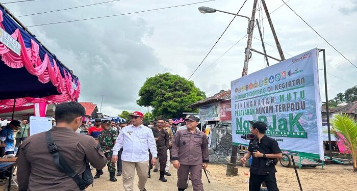 Kacabjari Moro Selenggarakan Pelayanan Hukum Terpadu Bagi Warga Pesisir di Desa Jang
