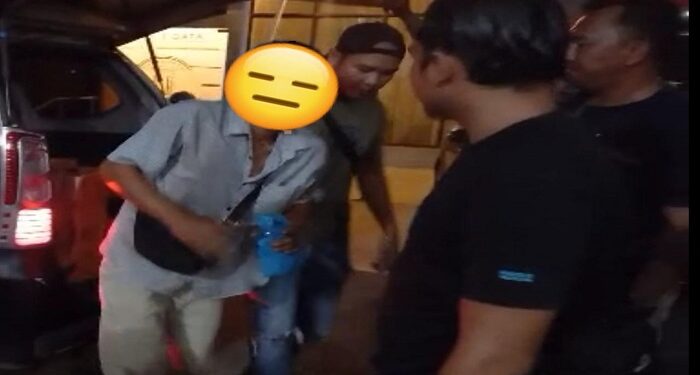 Satreskrim Polres Karimun Amankan Pelaku Curat Toko Ponsel