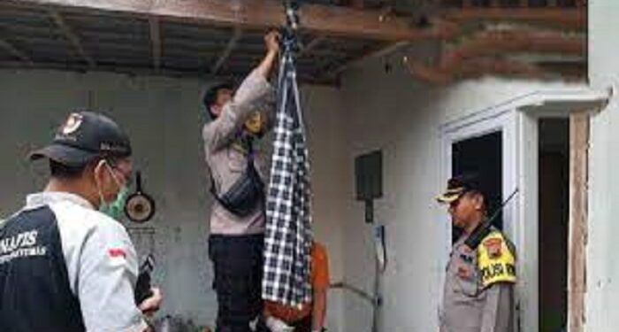 Tragis! Pria di Banyumas Gantung Diri Sambil live di Instagram