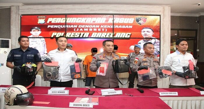 Turis Asal Belanda Lega Pelaku Jambret Berhasil Tangkap Polisi