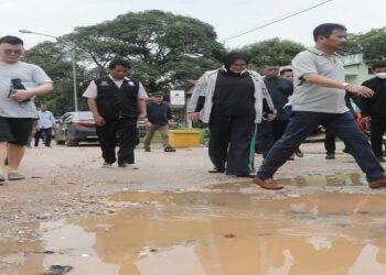 Wali Kota Rudi Langsung Benahi Jalan Menuju Pelabuhan Sagulung