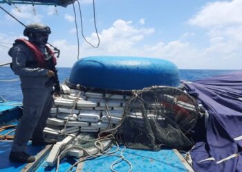 Diduga Illegal Fishing, Bakamla RI Tangkap Kapal Ikan Berbendera Vietnam