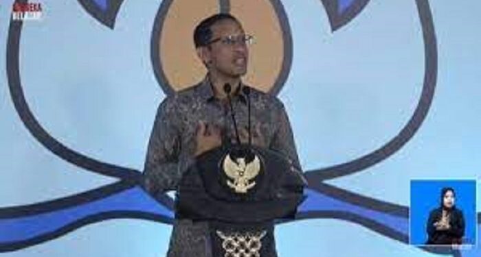 Menteri Nadiem Perbolehkan Mahasiswa Lulus Tanpa Skripsi